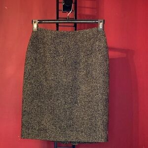 DANA BUCHMAN TWEED SKIRT SIZE 4